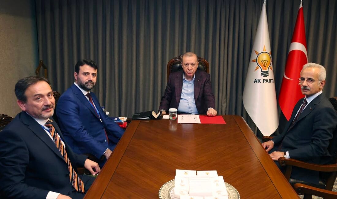 Milletvekilleri Şahin ve Keskinkılıç, Cumhurbaşkanı Erdoğan ile Karabük’ü görüştü AK