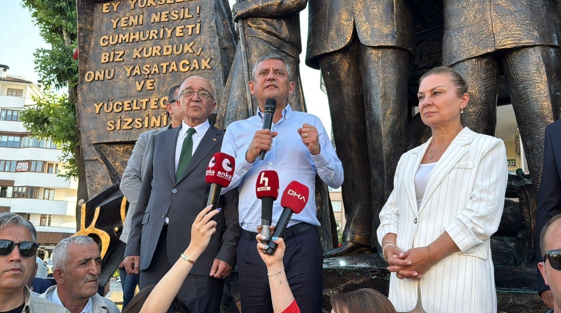 CHP Grup Başkanı Özgür Özel, “Bütün siyasi liderlere en ağır