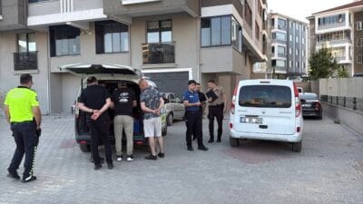 Karabük’te polisin ‘dur’ ihtarına uymayan alkollü ve ehliyetinin geçici olarak