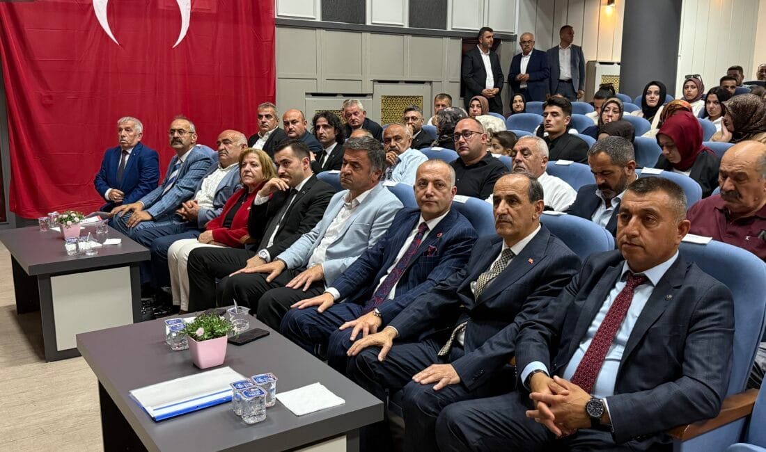 MHP KARABÜK MERKEZ İLÇE BAŞKANLIĞINA CELAL TOKATLI SEÇİLDİ MHP Karabük Merkez İlçe 15. Olağan Kongresi’nde Celal Tokatlı yeniden