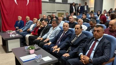 MHP KARABÜK MERKEZ İLÇE BAŞKANLIĞINA CELAL TOKATLI SEÇİLDİ MHP Karabük Merkez İlçe 15. Olağan Kongresi’nde Celal Tokatlı yeniden