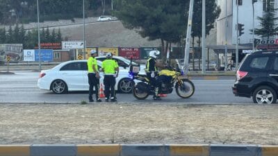 Karabük’te otomobilin çarptığı yaya M.K. ağır yaralandı. Kaza anı bir
