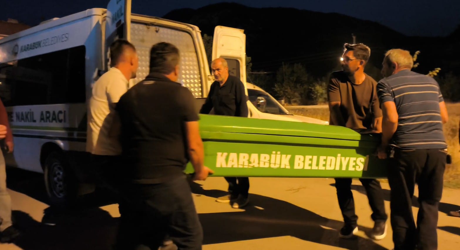 Karabük’te M.Ö. (71) tek başına yaşadığı evde ölü bulundu. Olayla