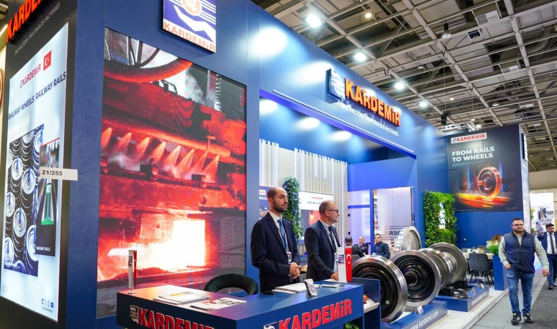 KARDEMİR, INNOTRANS 2026’DA TÜRKİYE’NİN DEMİRYOLU ÜRETİM GÜCÜNÜ DÜNYAYA TAŞIDI KARDEMİR, InnoTrans 2026’da Türkiye’nin demiryolu üretim gücünü dünyaya taşıdı. Konuyla