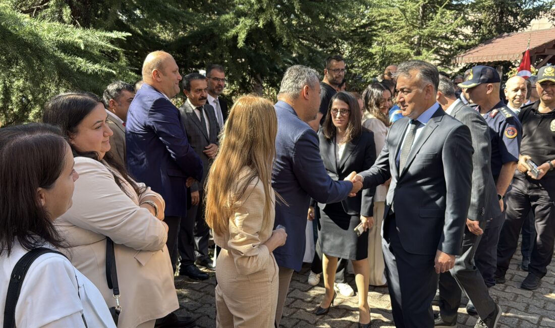 KARABÜK’TE YENİ ADLİ YIL TÖRENLE BAŞLADI Karabük’te 2026-2027 Adli Yılı törenle başladı. Programda hukukun üstünlüğü, makul