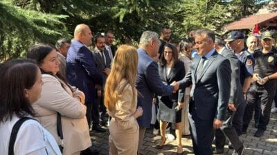 KARABÜK’TE YENİ ADLİ YIL TÖRENLE BAŞLADI Karabük’te 2026-2027 Adli Yılı törenle başladı. Programda hukukun üstünlüğü, makul